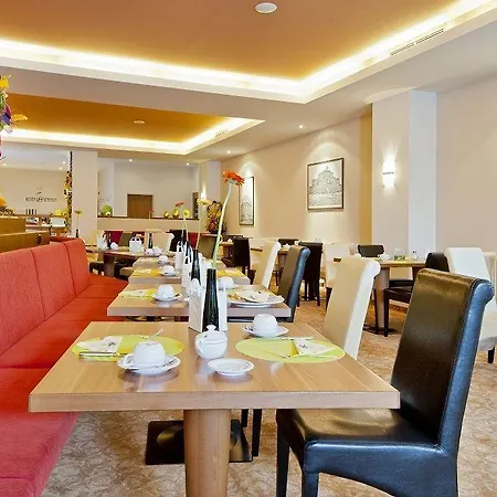 Hotel Artis 3*